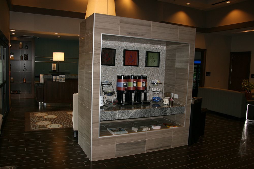 Hampton Inn & Suites Chapel Hill/Carrboro Esterno foto